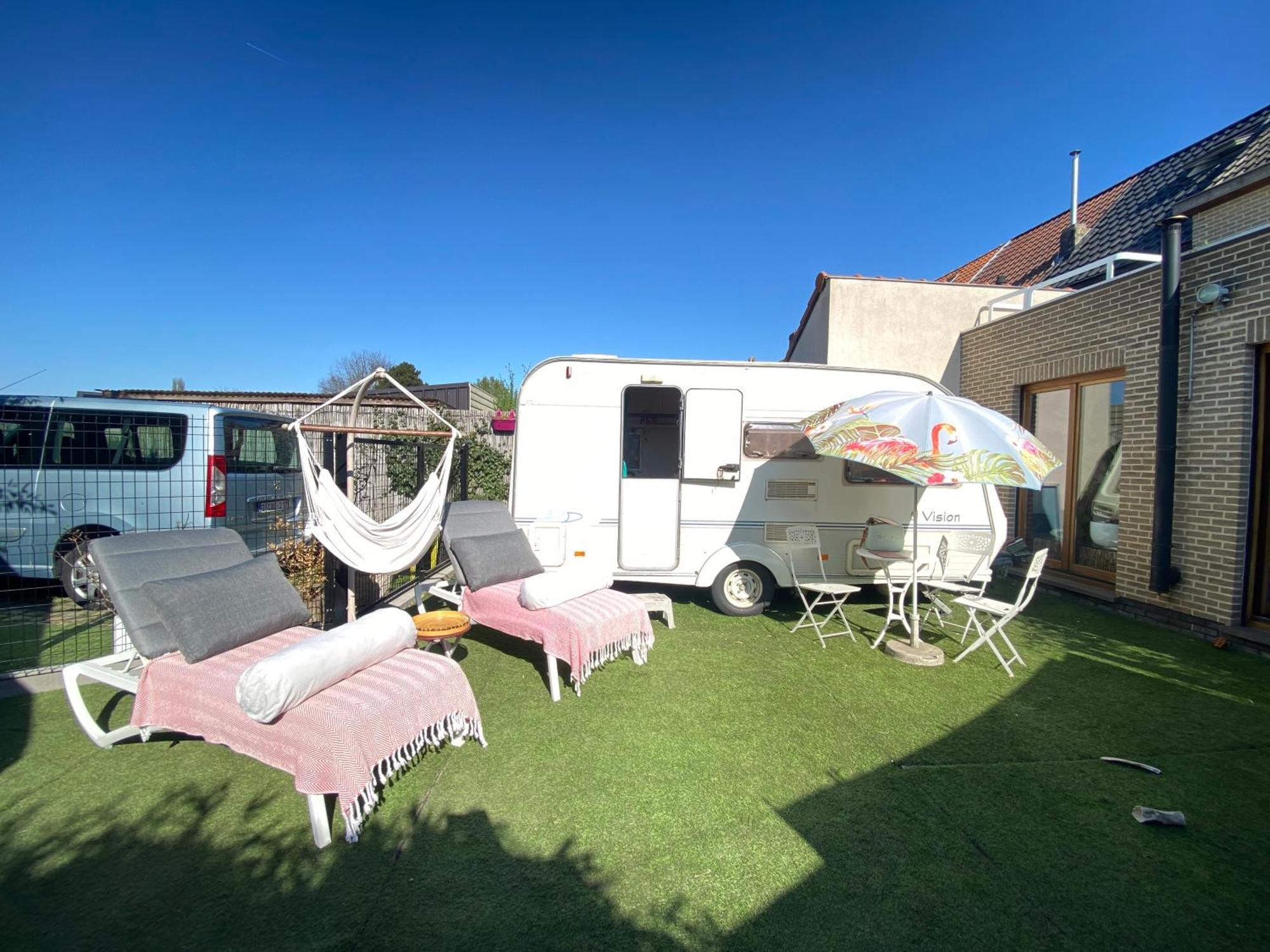 Gardencaravan Near Ghent In Green Area Dış mekan fotoğraf